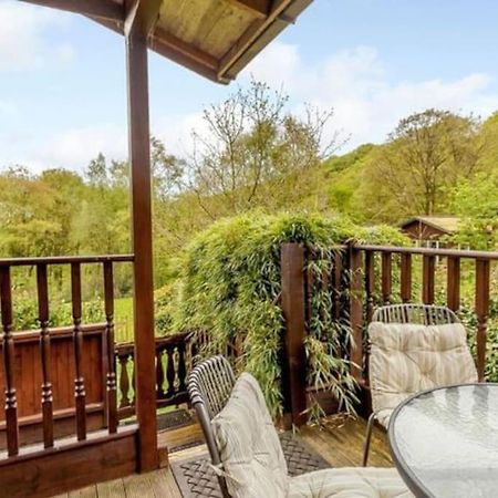 Luxury Peak District Lodge, Hot Tub, Log Burner, Nr Lake Rudyard 外观 照片